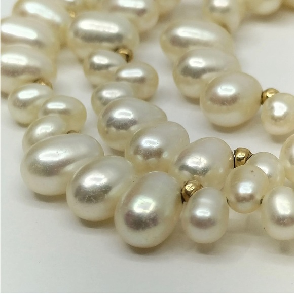 14K Strand of Rice Pearl Choker - Picture 6 of 7